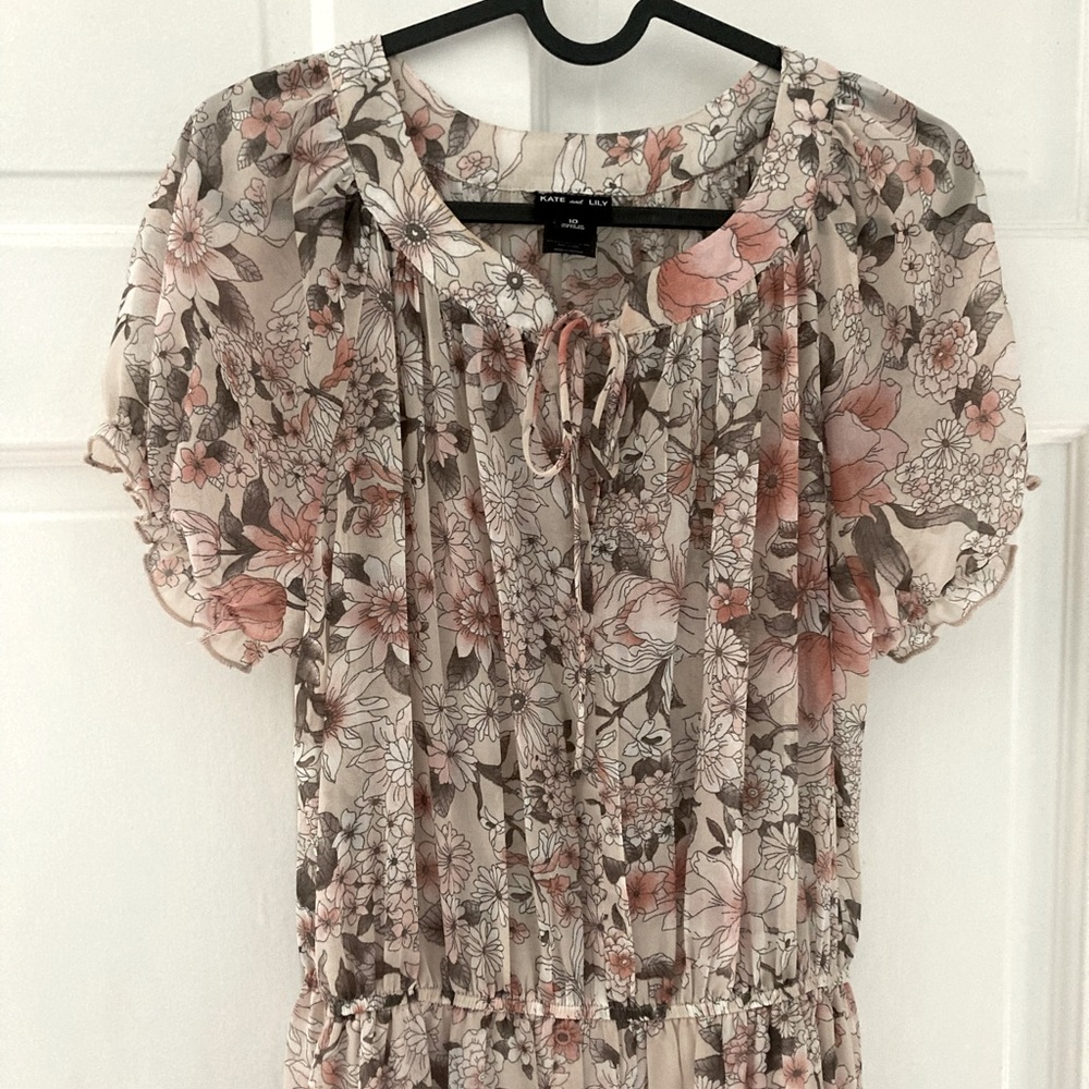 Flower pattern dress